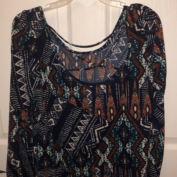 Patterned shirt - Picture 2 of 2